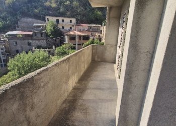 20250820_163502_resized.jpg - Four-room apartment Contrada Sant'Anna Ravagnese 61, Reggio di Calabria - photo 13