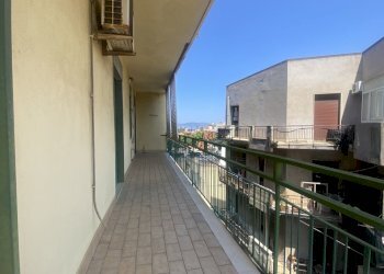 IMG_3157.jpg - Four-room apartment Via San Pietro 34d, Reggio di Calabria - photo 11