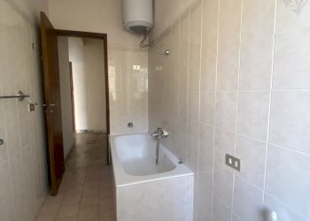 IMG_3169.jpg - Four-room apartment Via San Pietro 34d, Reggio di Calabria - photo 18
