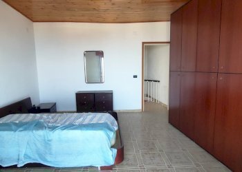 IMG20250615095418.jpg - Quadrilocale VIA SAN COSTANTINO, Bova - foto 3