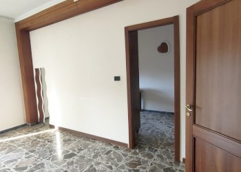 IMG20250610182804.jpg - Four-room apartment Via San Sperato 34, Reggio di Calabria - photo 1