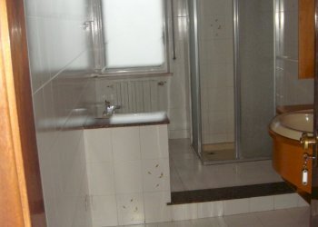 DSC08840.JPG - Four-room apartment Via Sbarre Centrali 574, Reggio di Calabria - photo 7