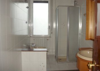 DSC08841.JPG - Four-room apartment Via Sbarre Centrali 574, Reggio di Calabria - photo 8