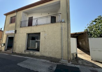 IMG_8919.JPG - Independent house Decimoputzu - photo 1