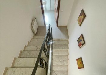 WhatsApp Image 2026-09-01 at 11.52.10 (1) - Villa Ameglia - photo 16