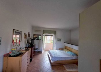 WhatsApp Image 2025-08-01 at 18.38.18.jpeg - Casa semi indipendente Massa - foto 15