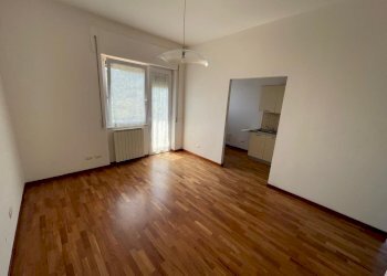 WhatsApp Image 2025-07-16 at 11.25.42(4).jpeg - Quadrilocale Via Cafaggio 1, Ameglia - foto 1