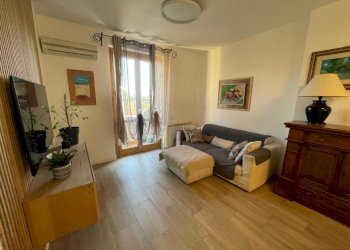 WhatsApp Image 2025-03-21 at 11.38.47 (5).jpeg - Quadrilocale Ameglia - foto 1