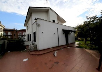 1 - 2021.10.31 esterno I.jpg - Casa semi indipendente Ameglia - foto 2