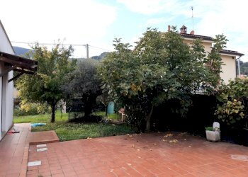 3 - 2021.10.31 Giardino.jpg - Casa semi indipendente Ameglia - foto 3