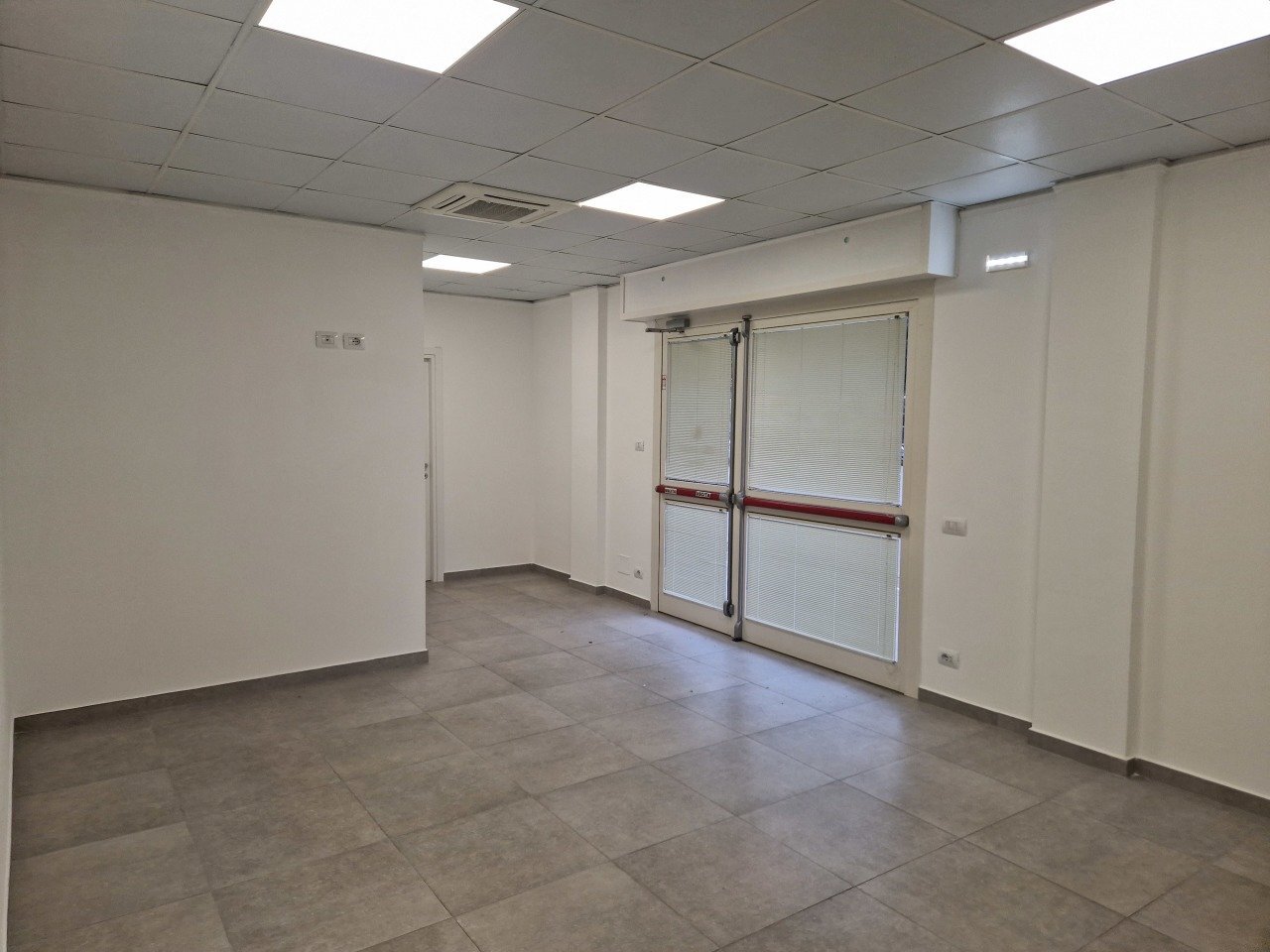 dettagli - Office Via Oristano 299, Perugia - photo 1