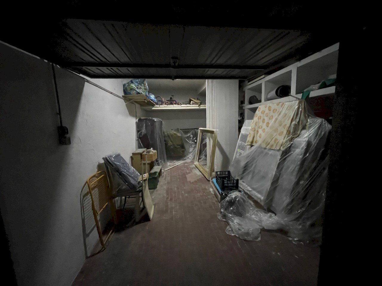 INTERNO - Box Strada Eugubina 79, Perugia - photo 1