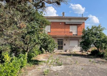 facciata - Casa indipendente Via della Resistenza 164, Panicale - foto 12