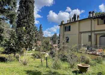 facciata - Quadrilocale Strada Cappuccinelli 26, Perugia - foto 4