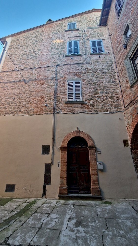 facciata - Quadrilocale VIA DELL'ARCO 1, Passignano sul Trasimeno - foto 2