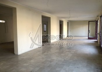 locale commerciale via Eridania - Locale Commerciale Occhiobello - foto 5