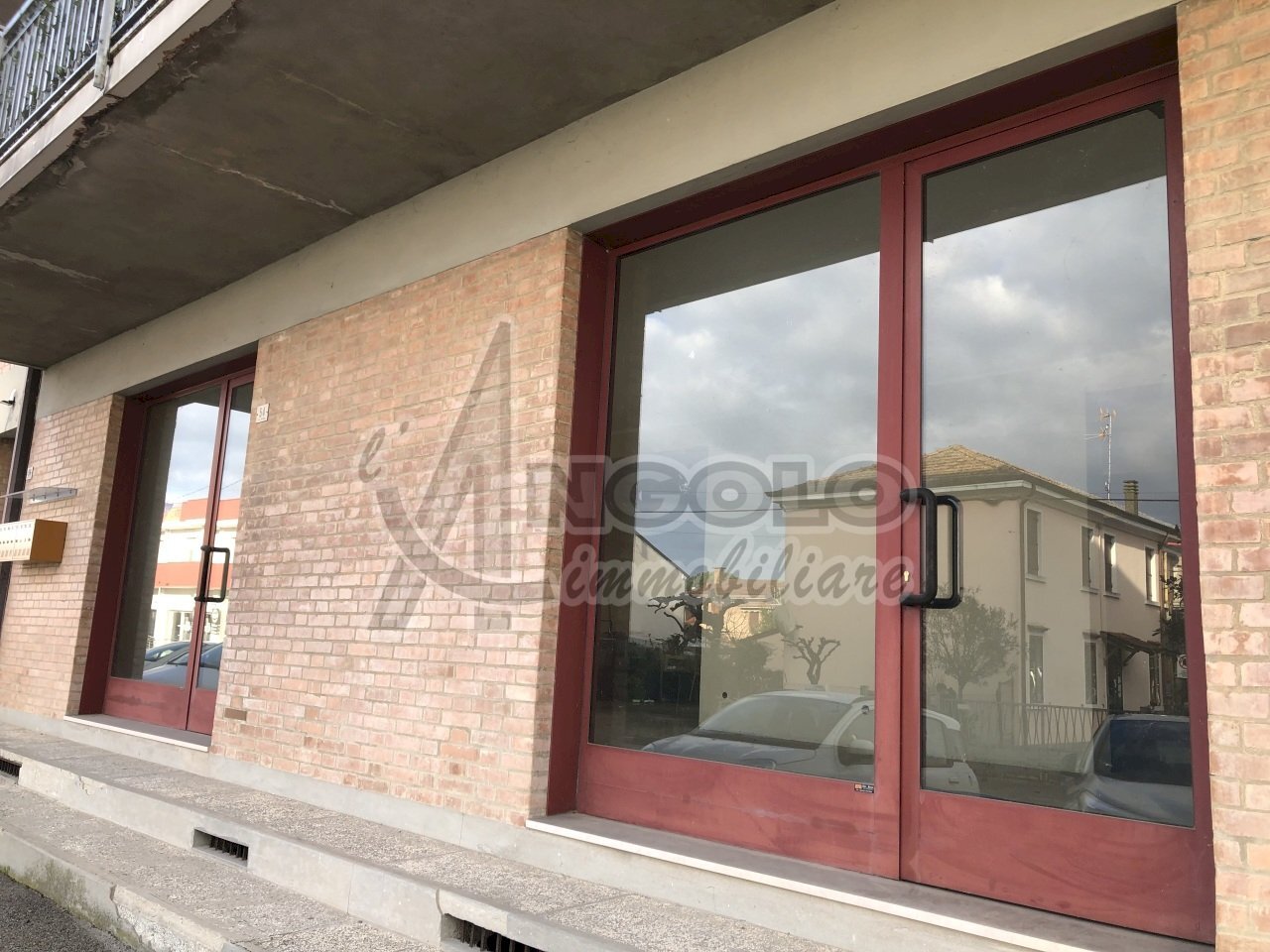 vetrine via Bassa - Locale Commerciale Occhiobello - foto 3