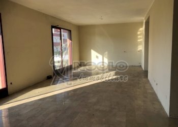 locale via Bassa - Locale Commerciale Occhiobello - foto 4