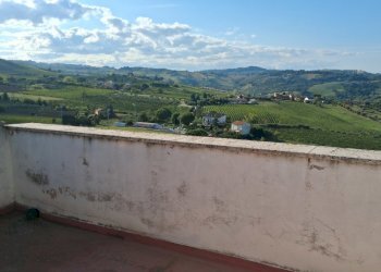 20250915_165948.jpg - Appartamento Piazzale Domenico Ricci 1, San Paolo di Jesi - foto 7