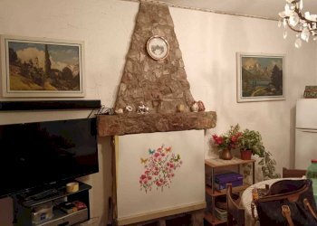 Camino.jpg - Casa indipendente Piazza Leopardi 4, Belvedere Ostrense - foto 8