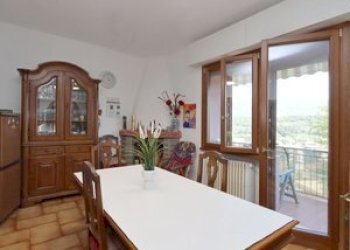 5.jpg - Appartamento Via Giuseppe Garibaldi 43, Rignano sull'Arno - foto 5