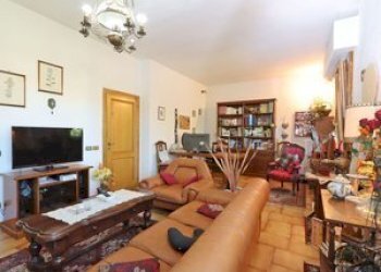 8.jpg - Appartamento Via Giuseppe Garibaldi 43, Rignano sull'Arno - foto 8