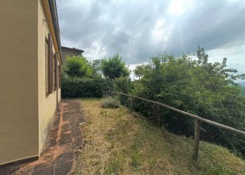 32falgano.jpg - Rustico Rufina - foto 22