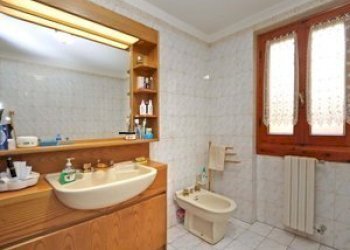 16.jpg - Villa Via Lo Stradone, Pelago - photo 17