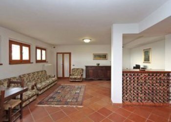 24.jpg - Villa Via Lo Stradone, Pelago - photo 25