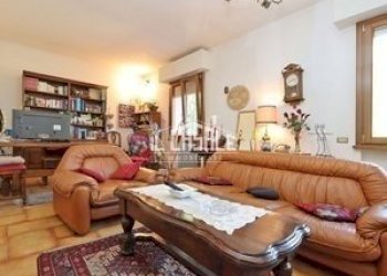 12rignano.jpg - Appartamento Via Giuseppe Garibaldi 43, Rignano sull'Arno - foto 12