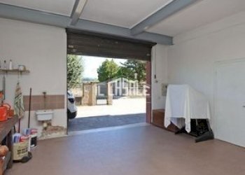30rignano.jpg - Appartamento Via Giuseppe Garibaldi 43, Rignano sull'Arno - foto 30