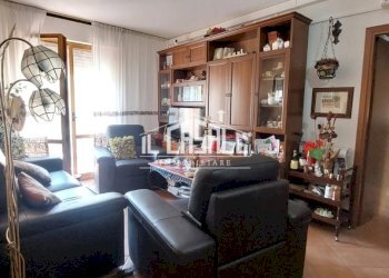 1contea.jpg - Appartamento Rufina - foto 1