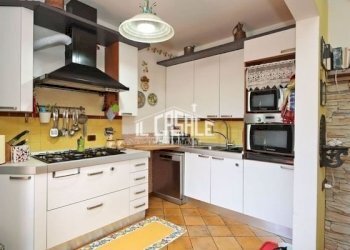 15consuma.jpg - Villa Via Poggio al Frate, Pelago - photo 15