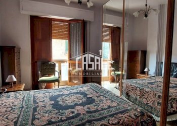 6piazzacastagno.jpg - Trilocale San Godenzo - foto 6