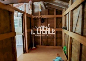 10piazzacastagno.jpg - Trilocale San Godenzo - foto 10