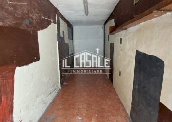 14piazzacastagno.jpg - Trilocale San Godenzo - foto 14