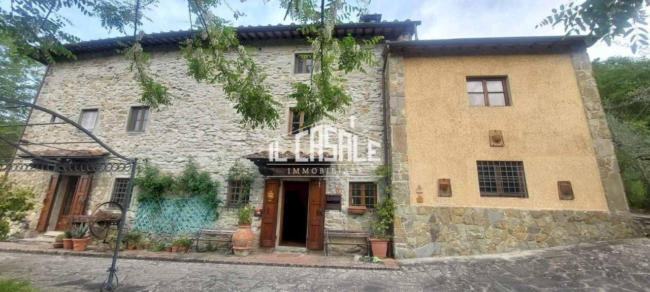 3varena.jpg - Casale Londa - foto 3