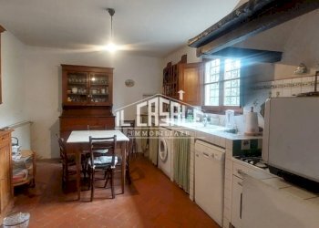 20varena.jpg - Casale Londa - foto 20