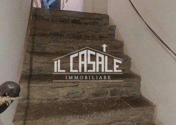 24varena.jpg - Casale Londa - foto 24