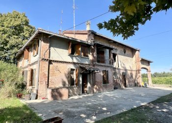 IMG_0873.jpg - Porzione di casa Via Monteveglio, Valsamoggia - foto 1