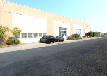 IMG_6834.jpg - Capannone Via Lunga, Valsamoggia - foto 1