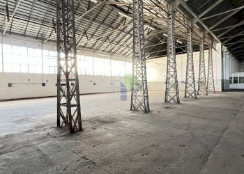 capannone - Locale Commerciale Via delle Cateratte 111, Livorno - foto 8