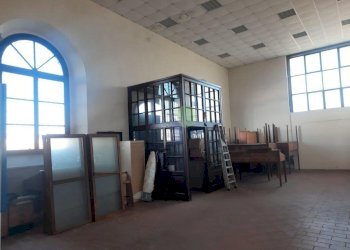 magazzino - Locale Commerciale Via delle Cateratte 111, Livorno - foto 24