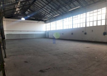 interno capannone - Locale Commerciale Via delle Cateratte 111, Livorno - foto 27