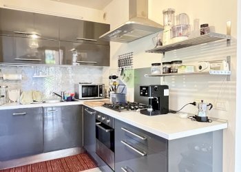 Cucina - Villa a Schiera Via del Pino  33, Livorno - foto 12