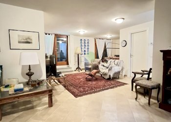 Salone piano taverna - Villa a Schiera Via del Pino  33, Livorno - foto 22