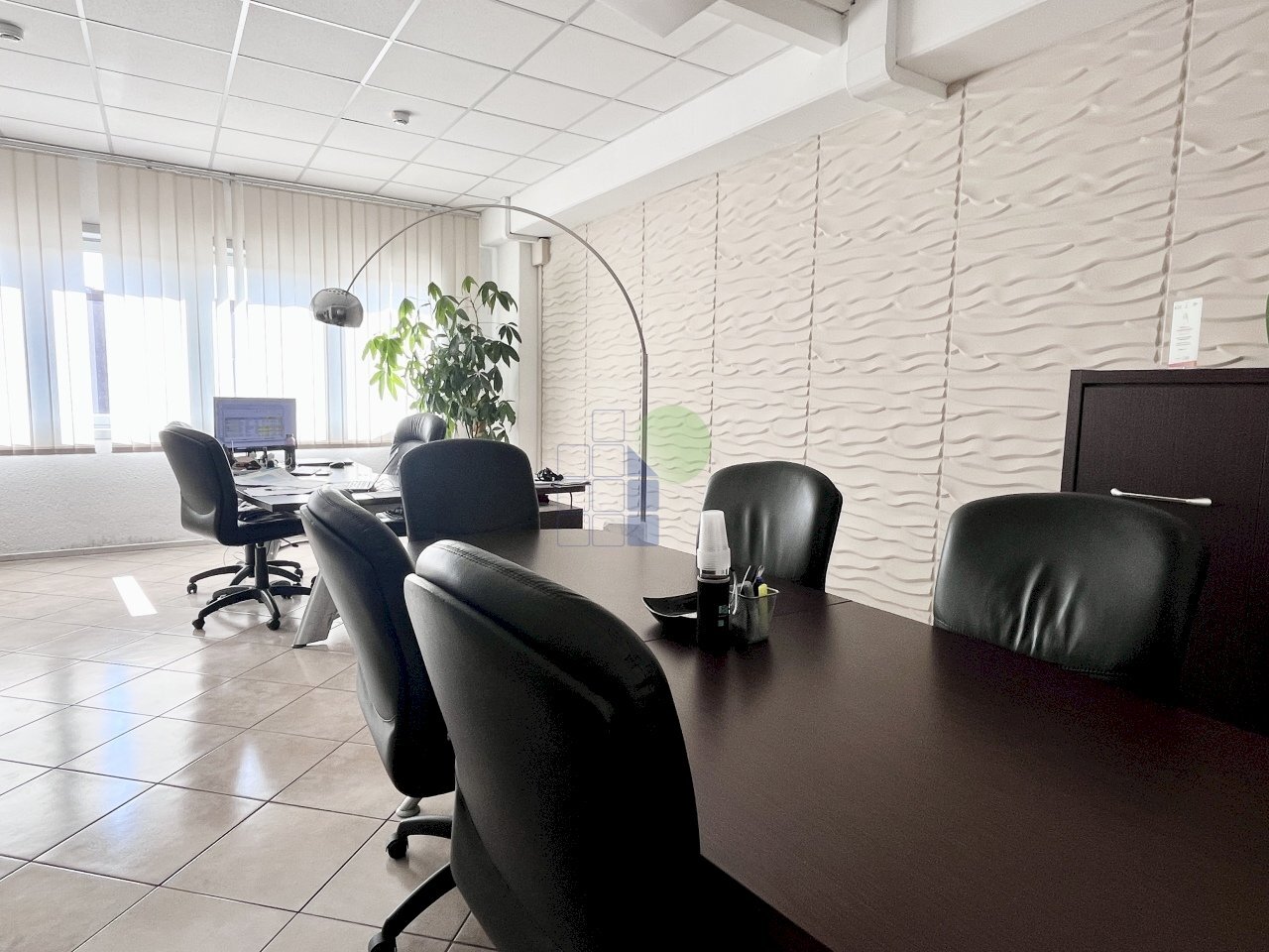 sala riunioni - Commercial Premises Via  Cimarosa 55, Livorno - photo 1