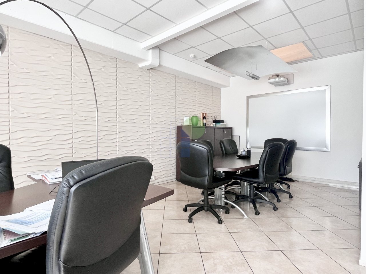 uffici direzionale - Commercial Premises Via  Cimarosa 55, Livorno - photo 2