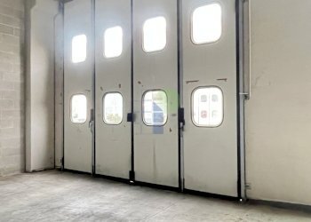 Portone carrabile - Locale Commerciale Via Cimarosa  111, Livorno - foto 4