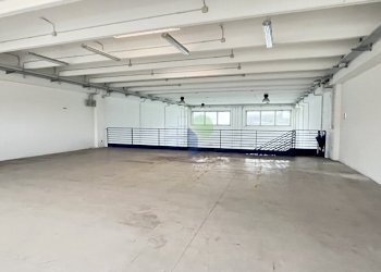 Soppalco - Locale Commerciale Via Cimarosa  111, Livorno - foto 16